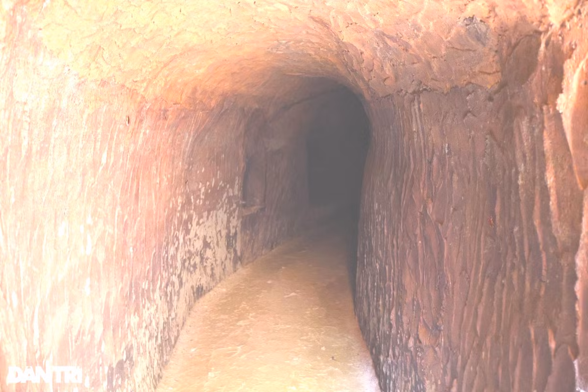 Dia dao giua 2 dong song - ky quan quan su o xu Quang-Hinh-11