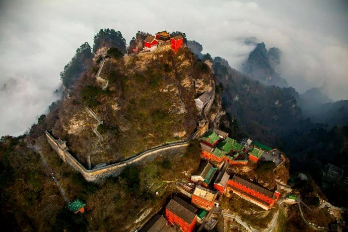 Chua co nui Vo Dang - 'Thanh dia kungfu' trong Karate Kid-Hinh-3