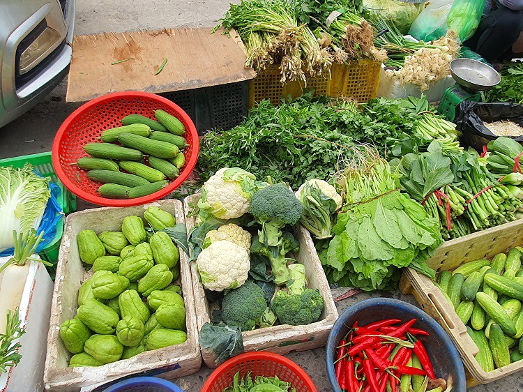 Sau Tết, nhiều người đi chợ “ngã ngửa” khi nghe báo giá Sau Tet, nhieu nguoi di cho “nga ngua” khi nghe bao gia