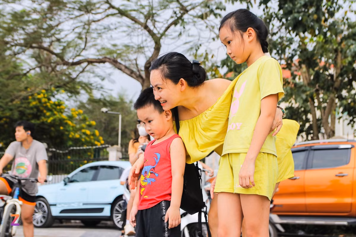 Luot song Ho Tay dau he, trai nghiem kho tin va tuyet voi-Hinh-20