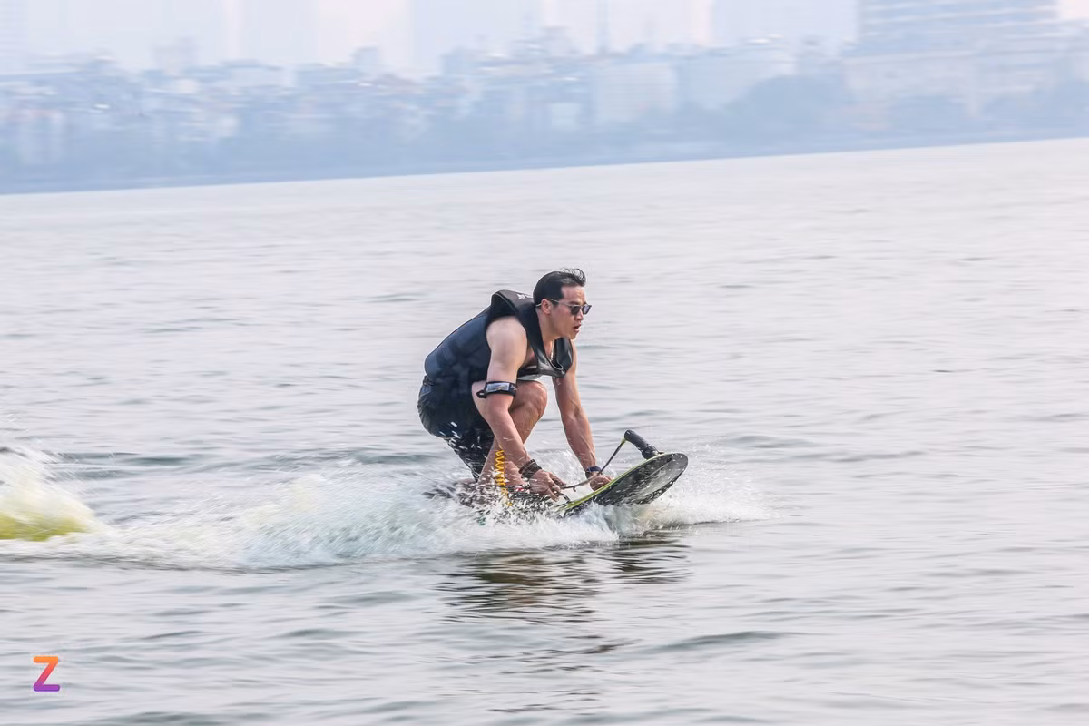 Luot song Ho Tay dau he, trai nghiem kho tin va tuyet voi-Hinh-17