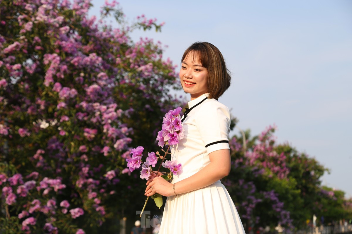 Gioi tre Vinh tha dang trong con duong ngap tran sac tim-Hinh-9