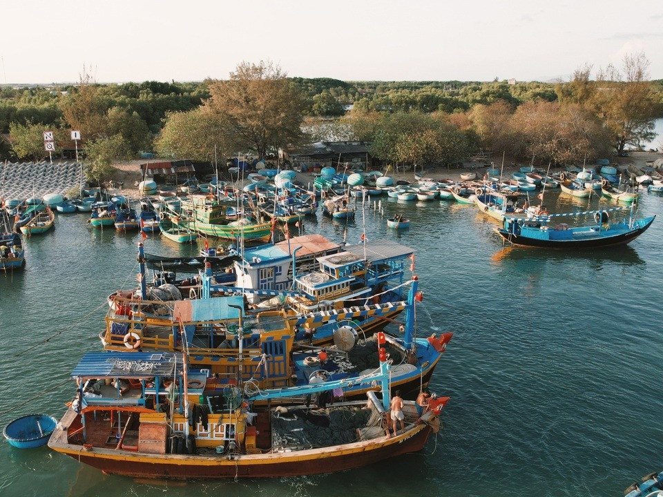 Tho mong va dan da, lang chai Phuoc Hai dep nhu dien anh-Hinh-12