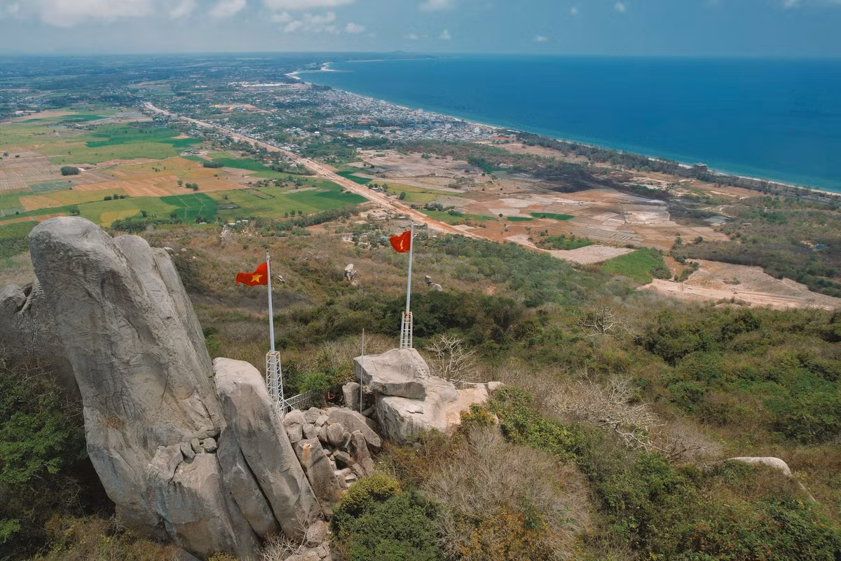 Tho mong va dan da, lang chai Phuoc Hai dep nhu dien anh-Hinh-8