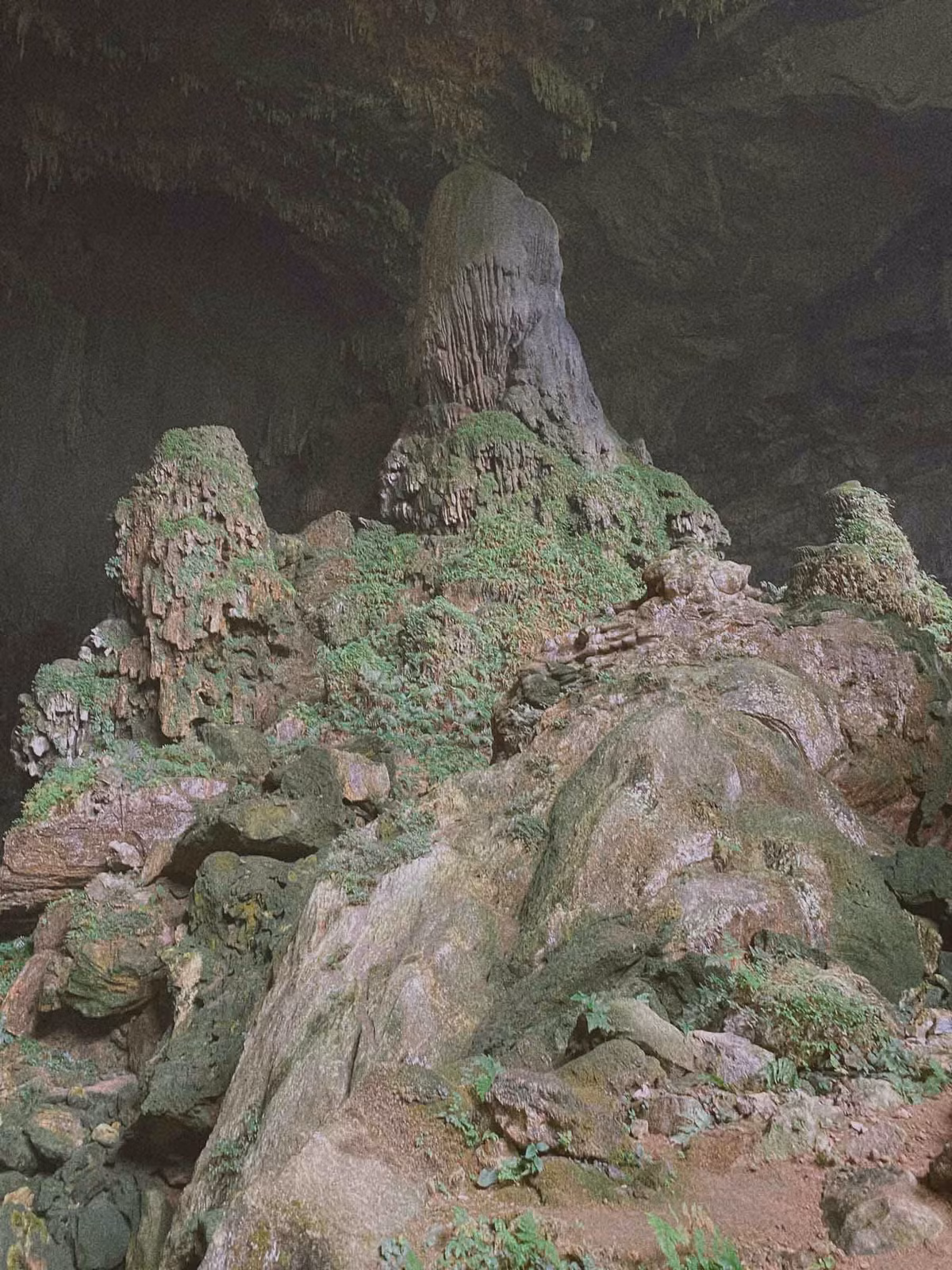 Hang Kho Muong hoang so o mien nui Thanh Hoa co gi?-Hinh-7