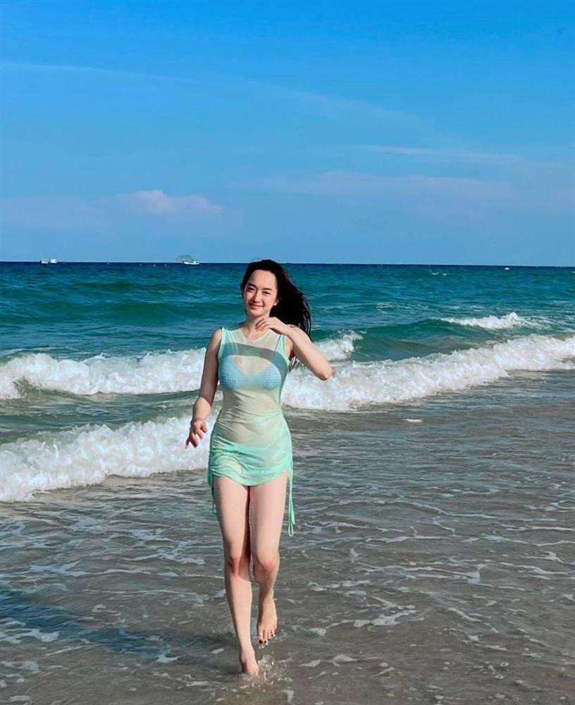 Gu thoi trang an tuong, Kaity Nguyen khoe body dep nhu ve-Hinh-5