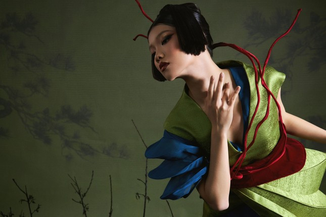 Doc dao mang van hoa tra dao vao thiet ke thoi trang-Hinh-4