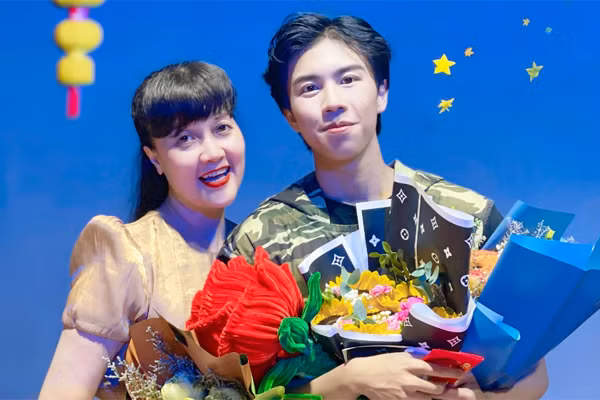 Ẩn số đời tư mãi chưa được hé mở của Vân Dung - Hình 5 An so doi tu mai chua duoc he mo cua Van Dung-Hinh-5