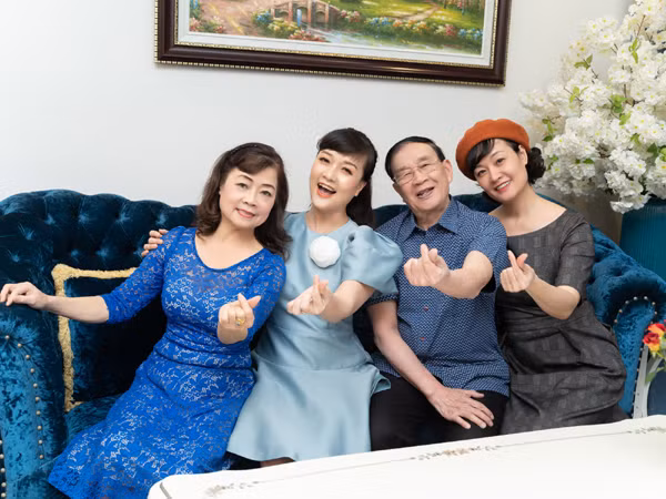 Ẩn số đời tư mãi chưa được hé mở của Vân Dung - Hình 8 An so doi tu mai chua duoc he mo cua Van Dung-Hinh-8