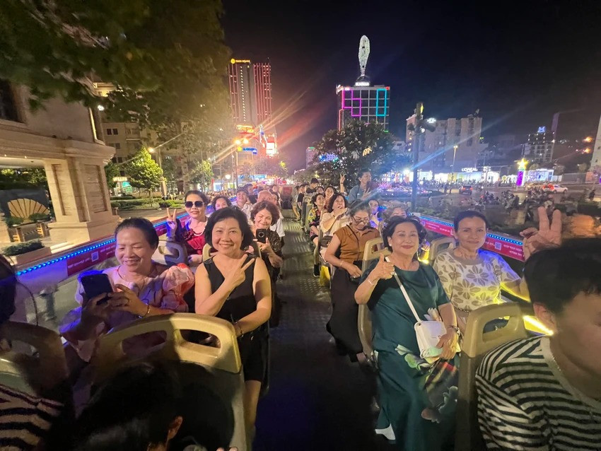 Du bao gia tour du lich he gia tang