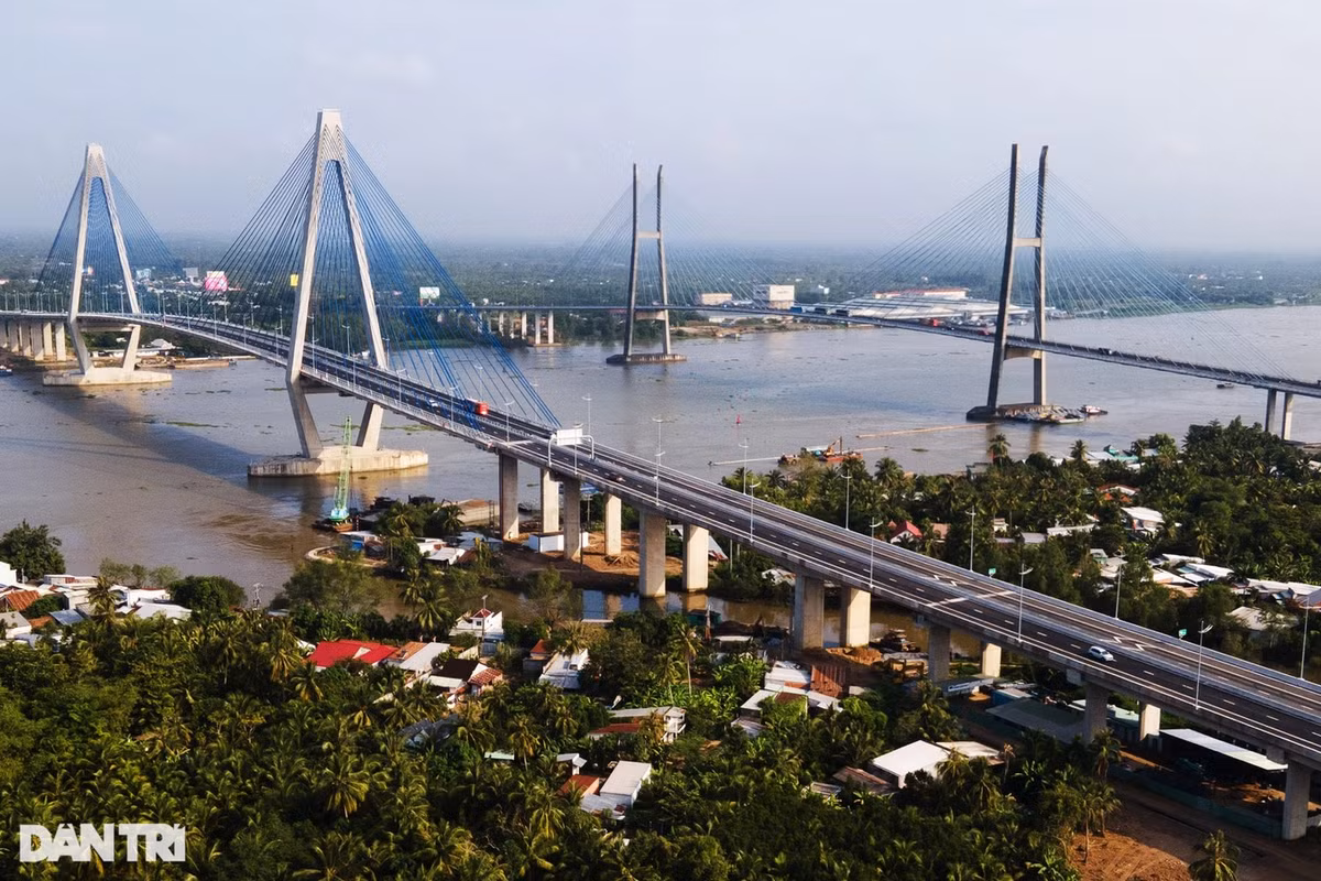 Tieu thuong quoc lo 1 tinh dep tiem khi xe do sang cao toc moi