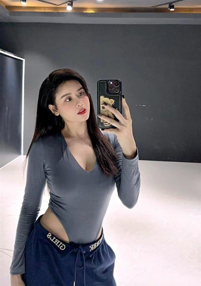 Me 1 con Truong Quynh Anh thich phong cach an mac quyen ru-Hinh-5