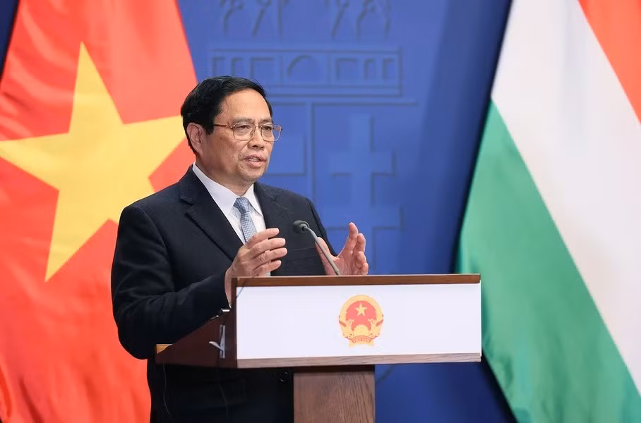 Thu tuong Pham Minh Chinh hoi dam voi Thu tuong Hungary Viktor Orban-Hinh-17