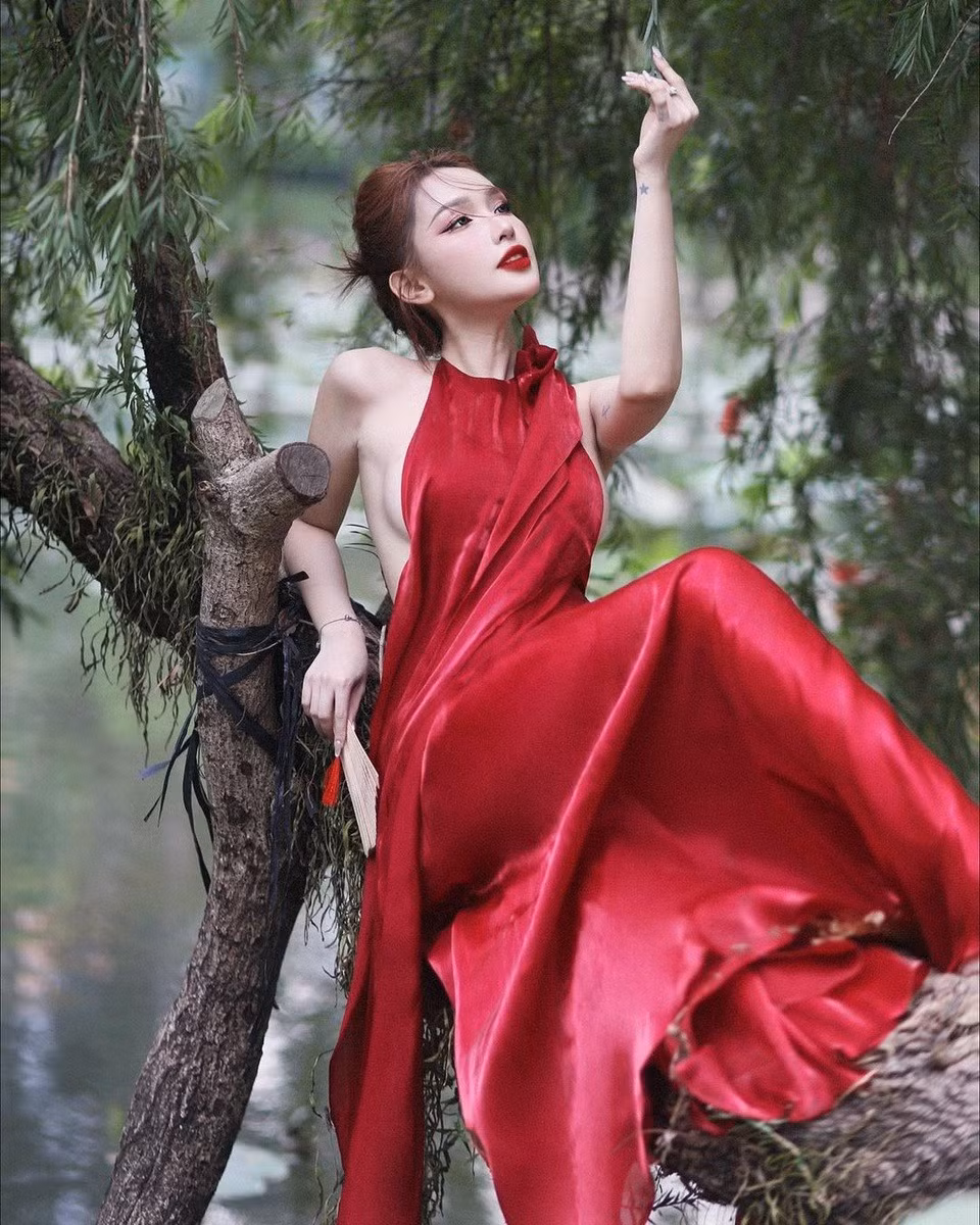 Newsfeed Rate: Mym Tran ho henh voi yem dao-Hinh-8