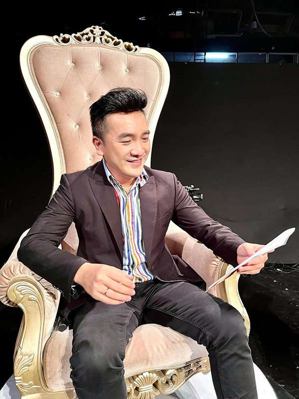 Dương Ngọc Thái và cuộc sống bình yên bên vợ đẹp, con ngoan - Hình 4 Duong Ngoc Thai va cuoc song binh yen ben vo dep, con ngoan-Hinh-4