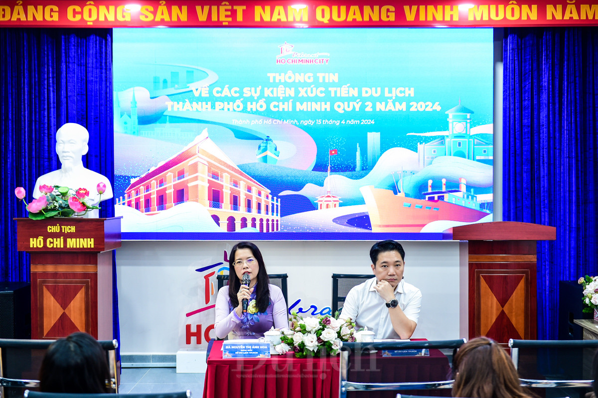 TP. HCM ruc rich chuan bi cho Le hoi song nuoc lan 2-Hinh-7