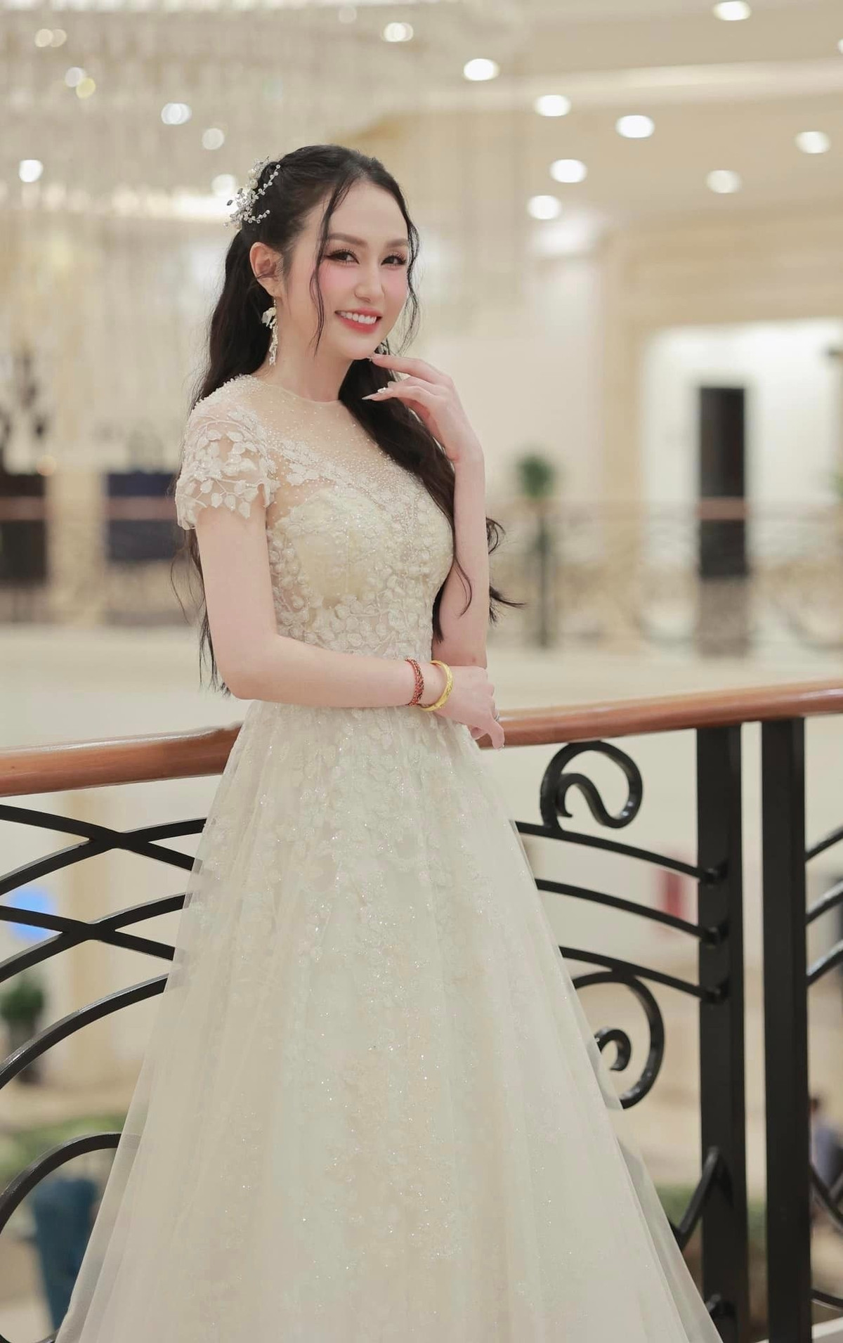 Tuấn Hưng và Hương Baby: 10 năm hôn nhân - Hình 2 Tuan Hung va Huong Baby: 10 nam hon nhan-Hinh-2