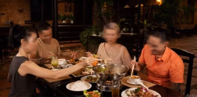 Ngo ngang khi bo me tuyen bo giao het tai san cho hang xom