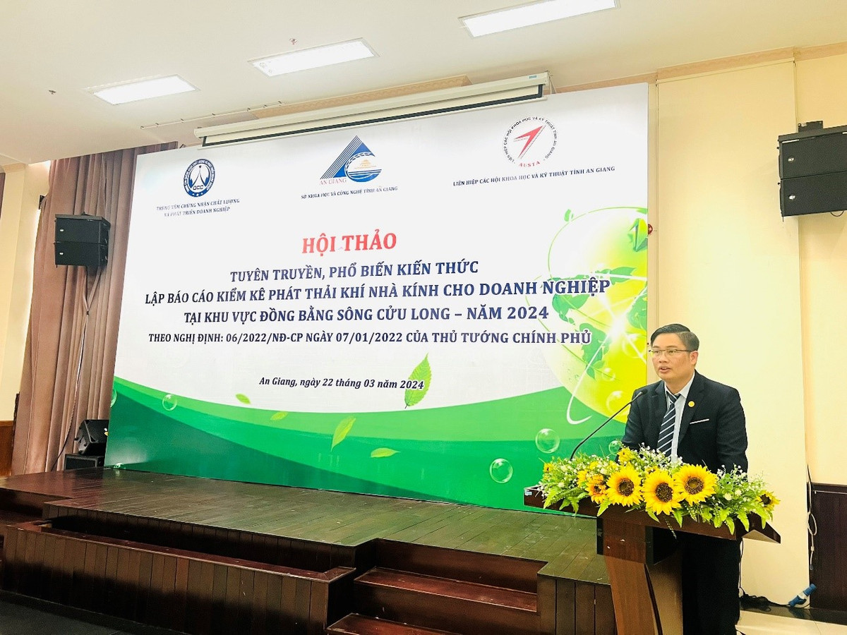 Pho bien kien thuc lap bao cao kiem ke phat thai khi nha kinh