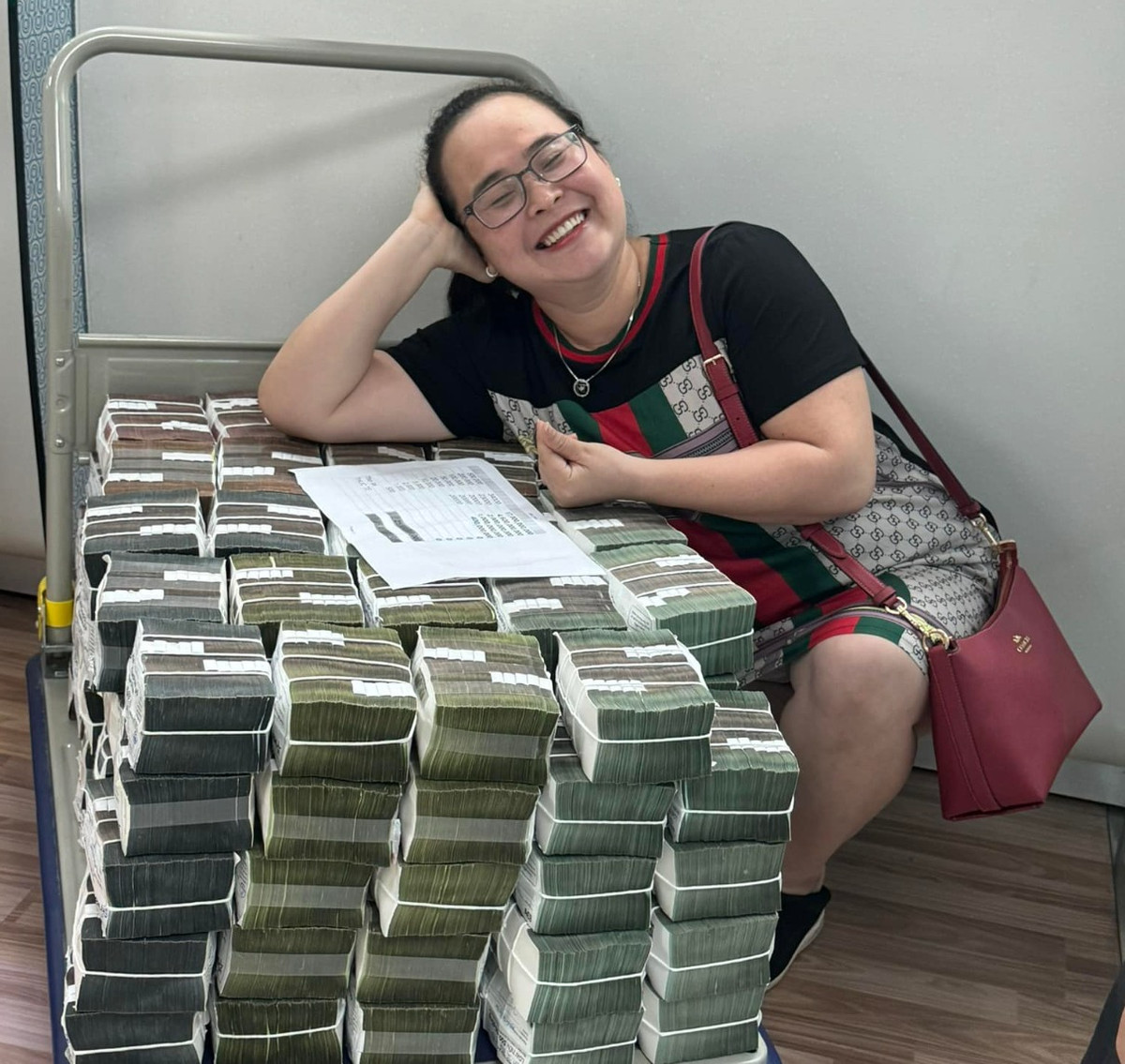 Dai gia dinh trung so doc dac hon 34 ti dong: “Toi thay binh thuong!”-Hinh-2