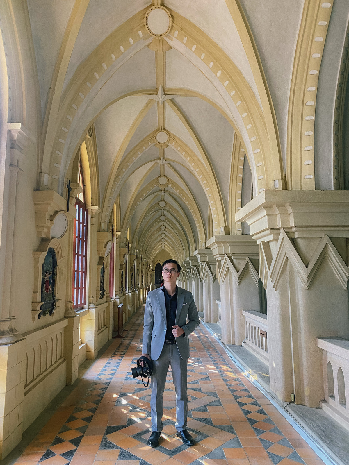 Những năm gần đây, Đan viện Châu Sơn thu hút người dân đến chiêm ngắm nhiều hơn.