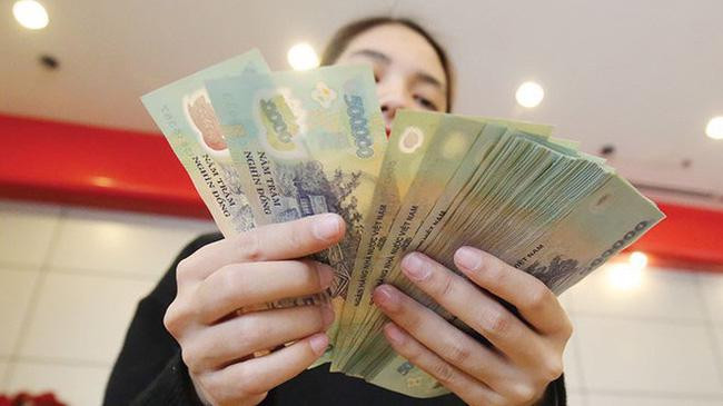 Thưởng Tết ngành ngân hàng có “đẫm” như đồn thổi? Thuong Tet nganh ngan hang co “dam” nhu don thoi?