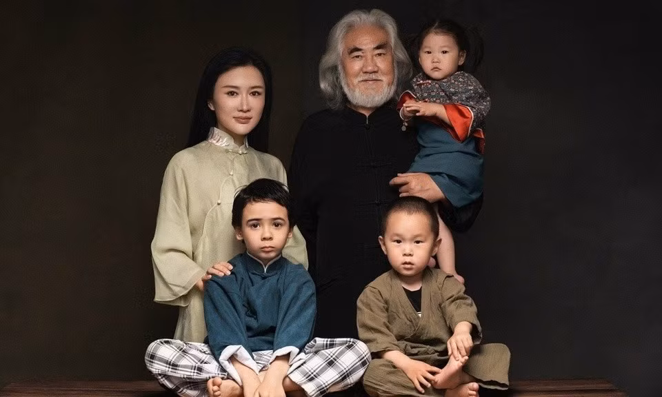 Ong trum phim kiem hiep va cuoc tinh chenh 30 tuoi-Hinh-2