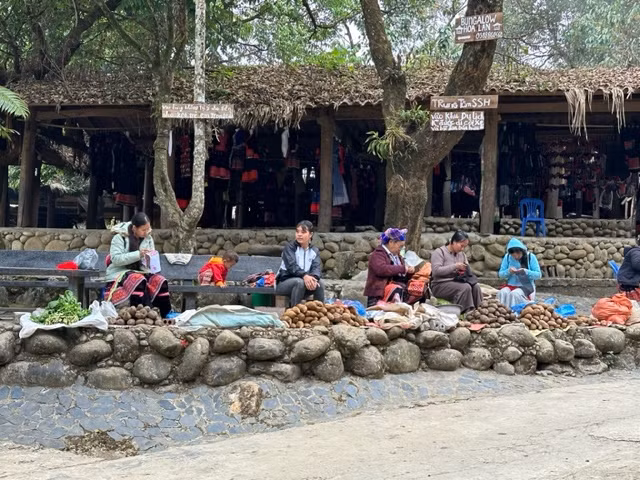 Sin Suoi Ho mua hoa da quy-Hinh-5