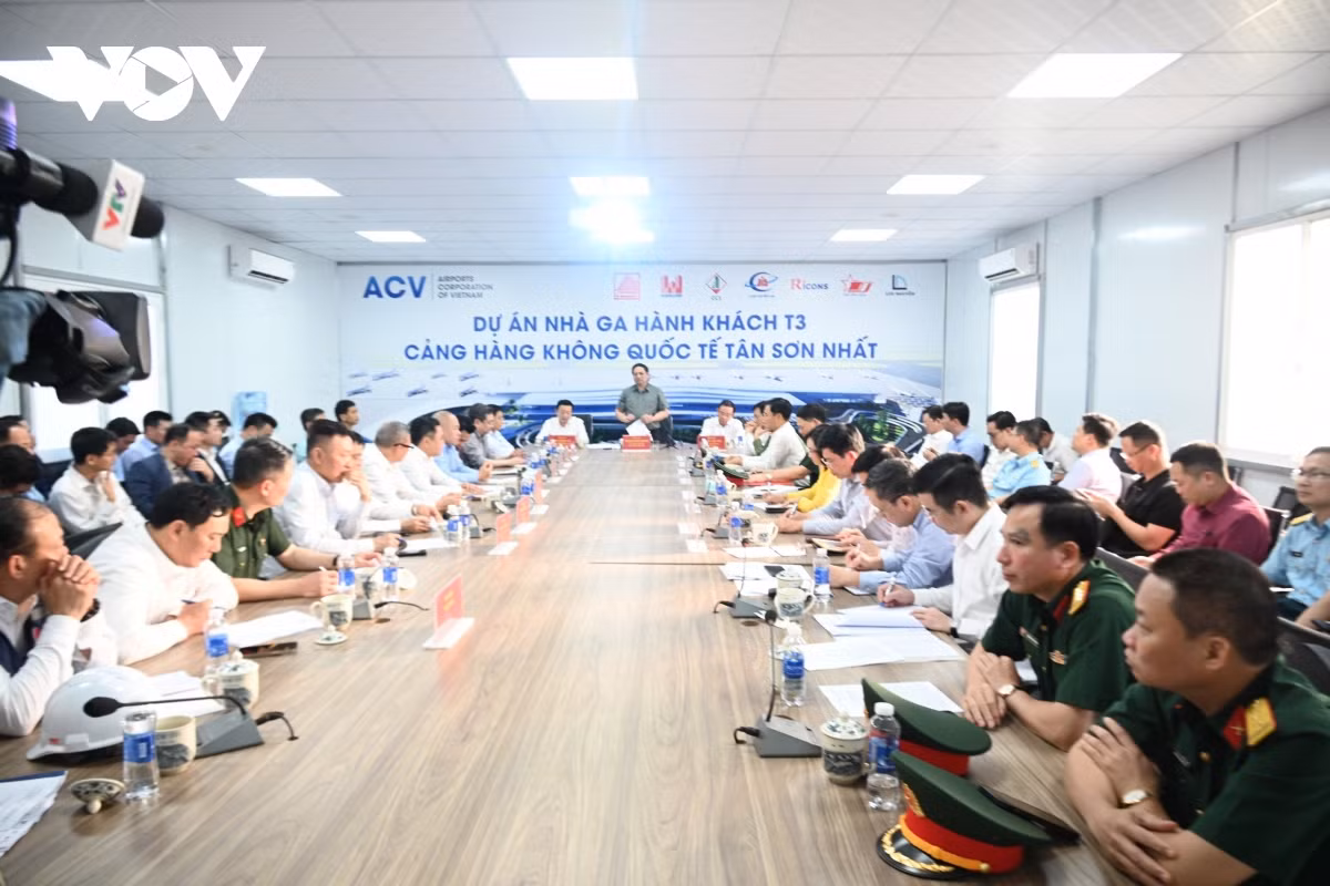 Thu tuong kiem tra Du an Nha ga T3, Cang Hang khong Tan Son Nhat-Hinh-4