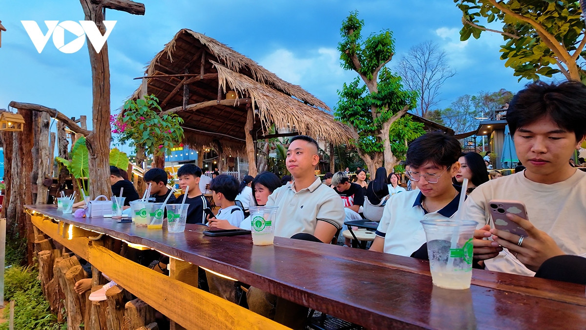 Thuong thuc anh hoang hon ben dai lo Vo Nguyen Giap-Hinh-4