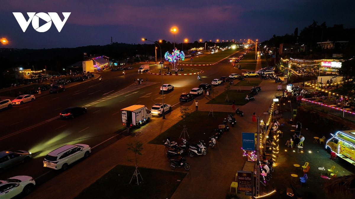 Thuong thuc anh hoang hon ben dai lo Vo Nguyen Giap-Hinh-9