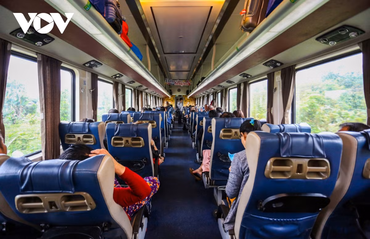 Toa tàu du lịch Huế - Đà Nẵng sắp hoạt động có gì? - Hình 2 Toa tau du lich Hue - Da Nang sap hoat dong co gi?-Hinh-2