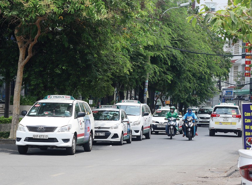 Bị 4 công ty mạo danh Vinasun Taxi kinh doanh lỗ lãi sao? - Hình 2 Bi 4 cong ty mao danh Vinasun Taxi kinh doanh lo lai sao?-Hinh-2