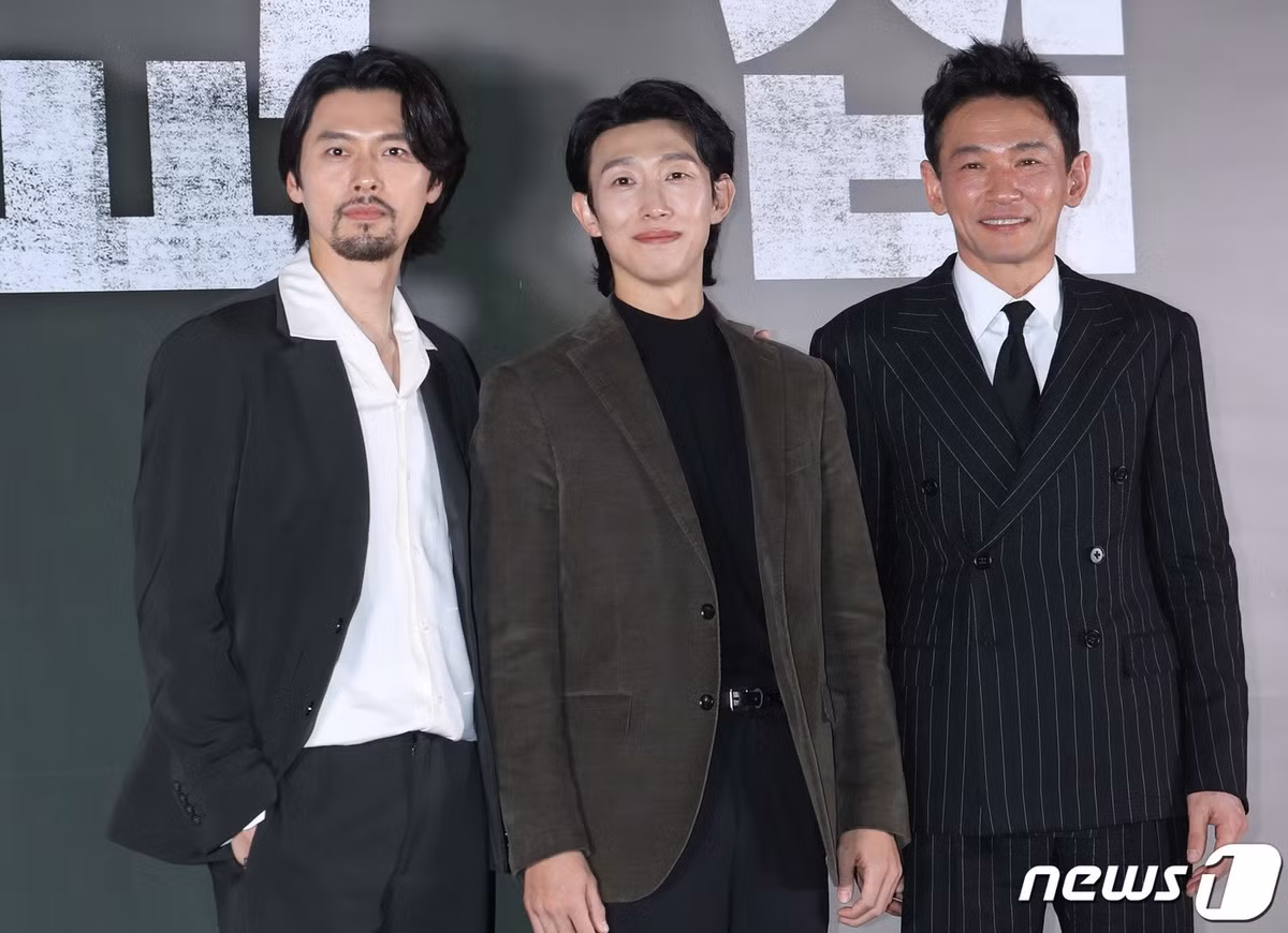 Khung hoang nganh giai tri, sao Han lo so mat viec-Hinh-4