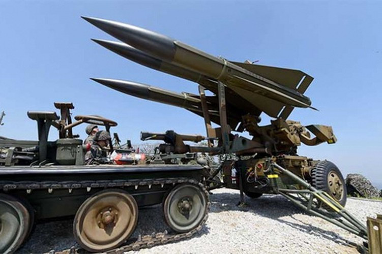 Ankara nhiều lần khẳng định rằng họ sẽ đưa vũ khí tối tân tới sát biên giới và lập vùng cấm bay tại tỉnh Idlib và Aleppo, Tổng thống Erdogan nổi tiếng là người cứng rắn, cho nên rõ ràng Moskva cùng với Damascus không thể xem nhẹ cảnh báo trên.