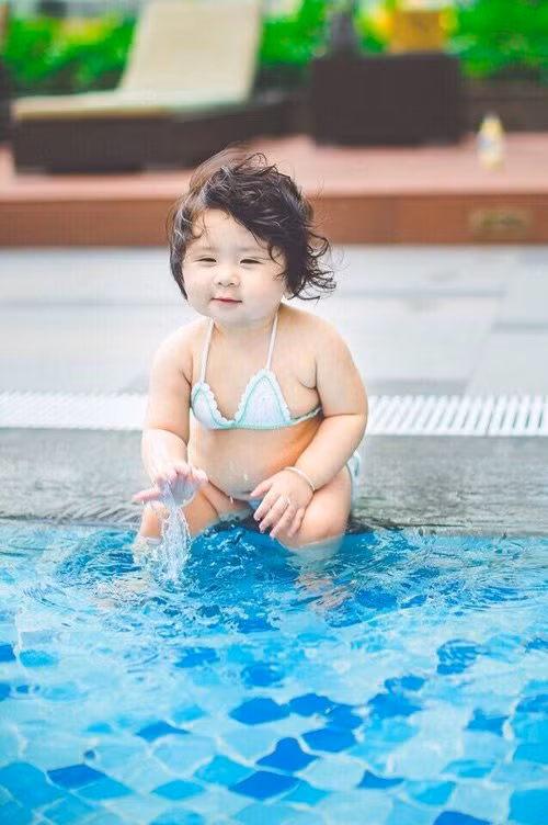 Bộ ảnh được thực hiện bởi nhiếp ảnh gia Huy Tưởng.