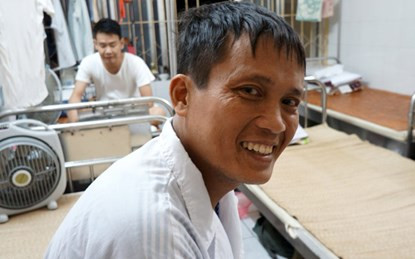 Ông Nguyễn Trọng Tấn - người "được" ngân hàng VPBank ép vay hơn 100 triệu đồng. Ảnh: phapluatnet.vn.