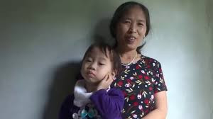 Nickname An Bình bình luận trong đoạn video của "Bà già 61 tuổi" như sau: "Có thể con hoặc cháu của bà già 61 tuổi là người đứng sau kênh này. Và kiến thức marketing, am hiểu về viral của người này ở trình độ rất cao. Bằng cách nào đó, họ đã giúp những đoạn clip đơn giản này được lan truyền rộng khắp trên Facebook. Dân mạng thấy bà già lạ mắt sẽ theo dõi ngay!".