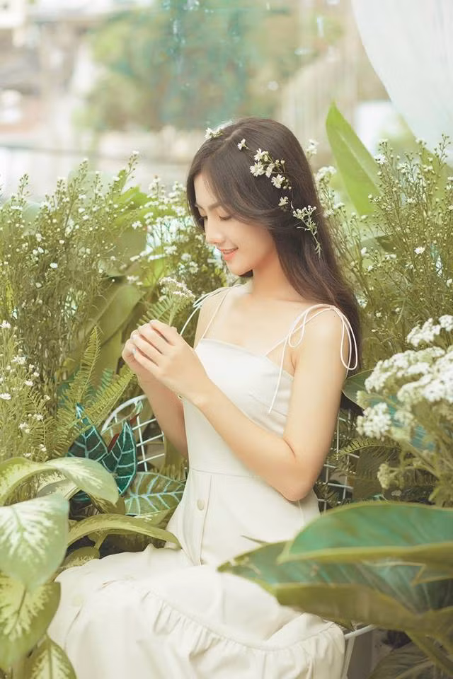 Có thêm lợi thế về chiều cao 1m67, vóc dáng thanh mảnh, quyến rũ... Mỹ Kiều từng chia sẻ cô cũng mong muốn tìm được cơ hội trong các cuộc thi sắc đẹp trong nước. Tuy nhiên, quyết định kết hôn ở tuổi 19 cũng sẽ ảnh hưởng phần nào đến ý định tham gia các cuộc thi sắc đẹp của Mỹ Kiều.