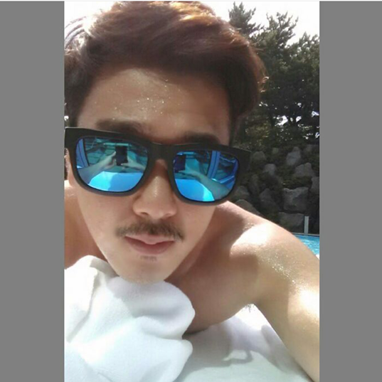 Sử dụng tài khoản cá nhân trên Instagram và Park Sung Gyun cũng rất biết cách tiết chế. Anh không chia sẻ quá nhiều hay cập nhật tràn lan những tấm hình "tự sướng". Ảnh trong bài: Instagram nhân vật.