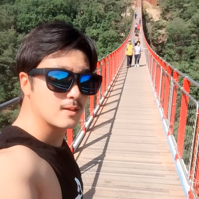 Được biết, Park Sung Gyun từng thi đấu cho hai câu lạc bộ tại Hàn Quốc là Yongin FC và Gyeongju FC.