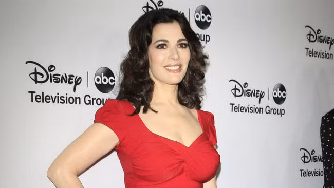 Nigella Lawson. Nigella Lawson được thừa hưởng tiền từ chính gia đình mình, nhưng cô không có kế hoạch tiếp tục truyền thống đó dù cô hiện sở hữu khối tài sản trị giá 20 triệu USD. Dù tranh cãi thời gian dài về vấn đề này, nhưng cô khẳng định việc trao lại tiền bạc cho con cái chỉ khiến chúng hủy hoại nó.