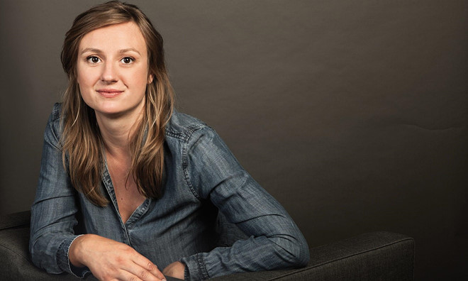 Nu nha bao Duc mang bau toi Syria va vu bat coc ky la