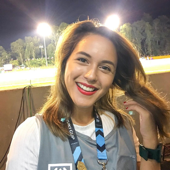 Không chỉ giỏi kinh doanh, Amanda còn là một người mẫu, một MC chuyên nghiệp. Những người yêu thể thao Philippines đã quen thuộc với Amanda khi cô xuất hiện trên các chương trình truyền hình như GAMEPlan và Solar Sports.