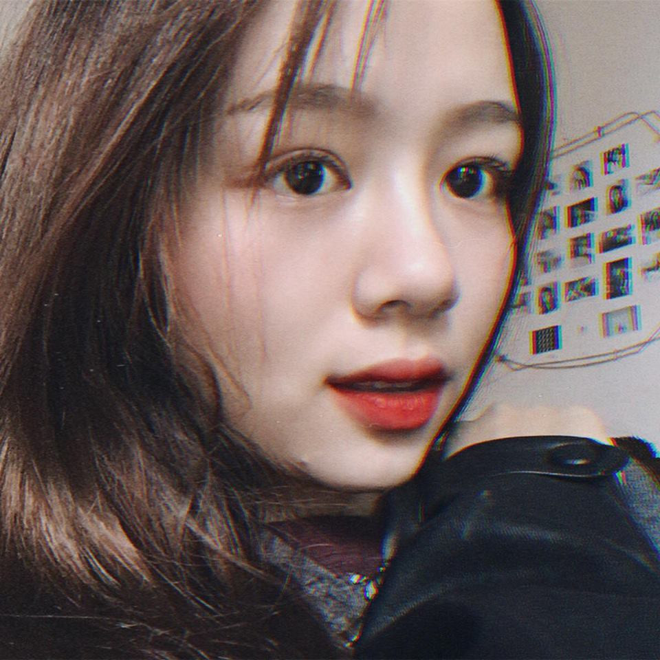 Một số hình ảnh của cô y tá Nghệ An đáng yêu trong đời thường.