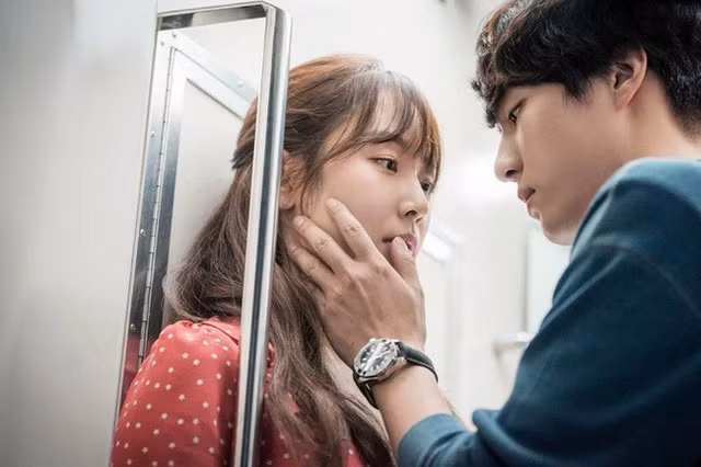 Me chong cho ve ngoai nua thang, su that sau do khien toi phat hoang