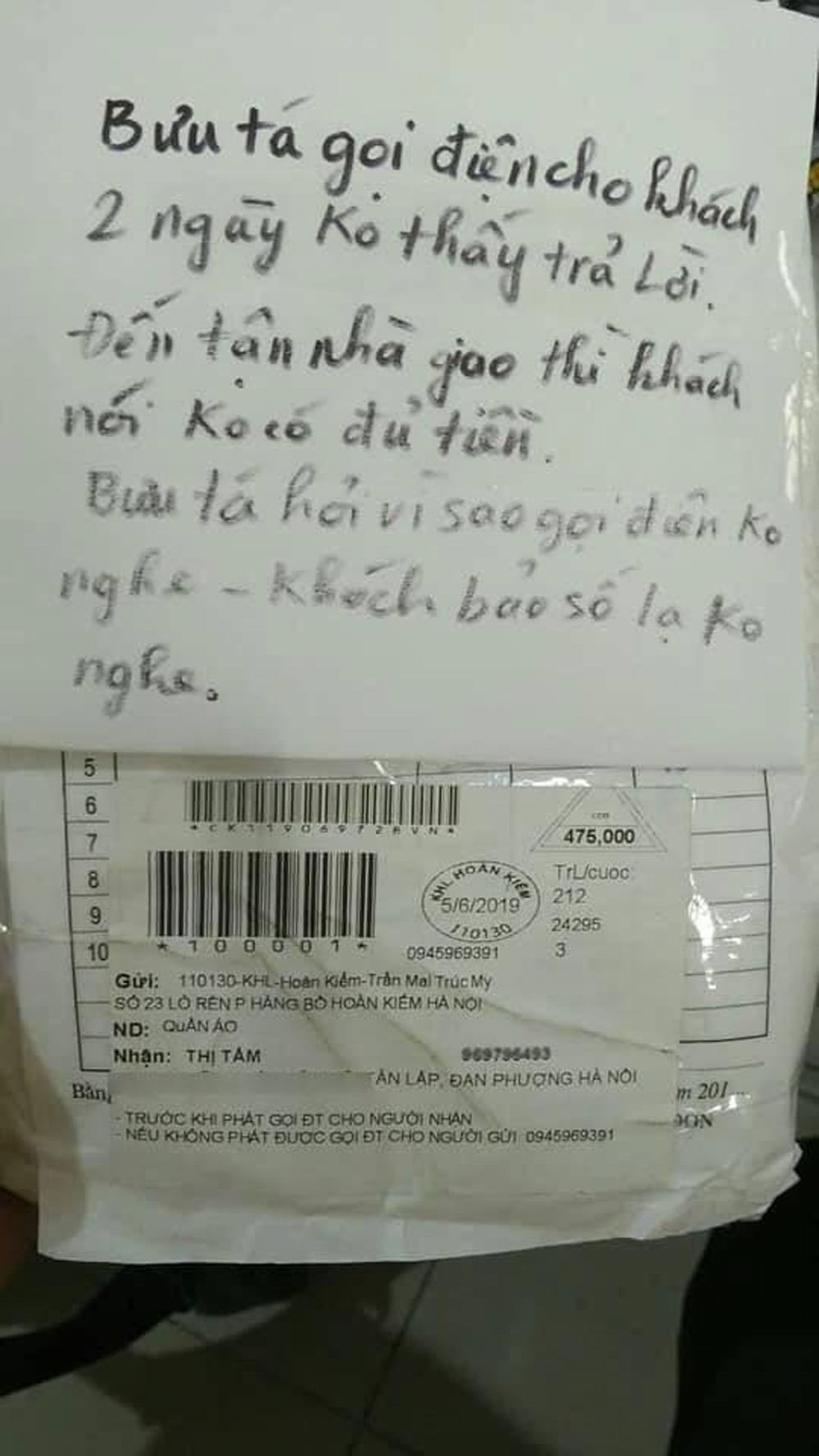 Vì thái độ đặt hàng cho vui của các “thượng đế” mà những người giao hàng vừa mất tiền lại mất công.