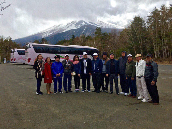 Bang chung dai gia xang gia Trinh Suong “bao tour” can bo Soc Trang?-Hinh-2