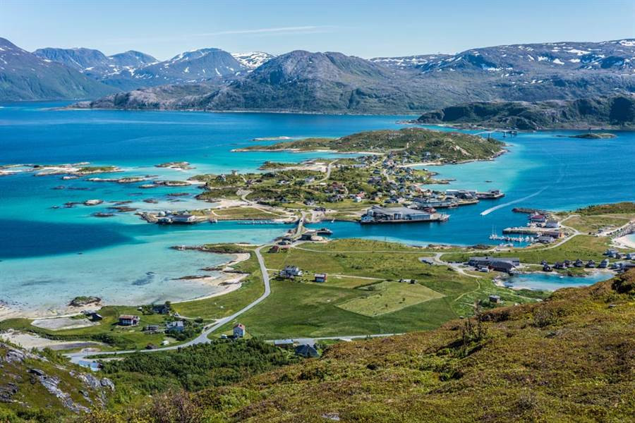 Ky la hon dao Mat troi sang ca nua dem suot 69 ngay-Hinh-2