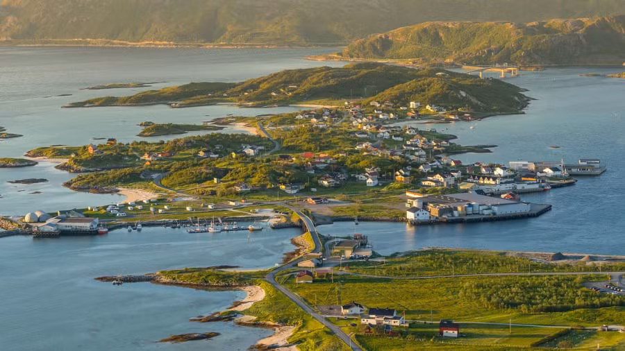 Ky la hon dao Mat troi sang ca nua dem suot 69 ngay